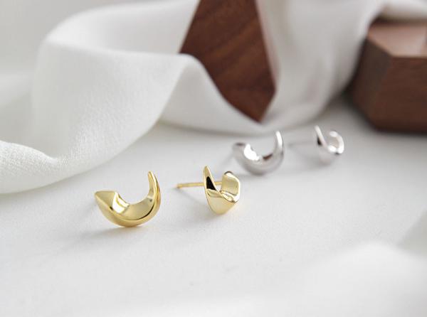 Lanciashow 925 Sterling Silver Stud Earrings Moon Shape Rhodium And Yellow Gold Plated Jewelry