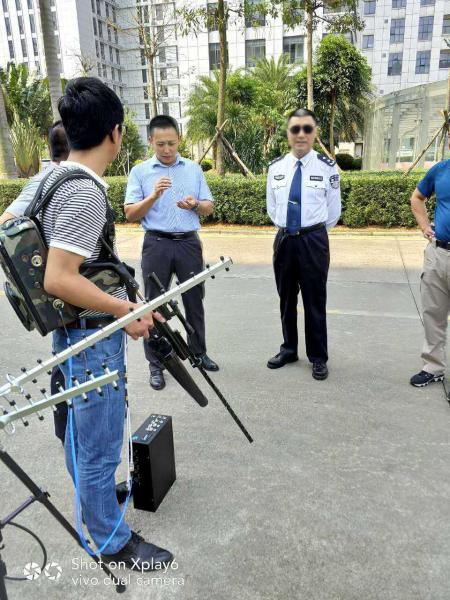 3in1 Military Drone Jammer Gun , Anti Drone Jammers 2000-5000M Range For Counter Terrorism
