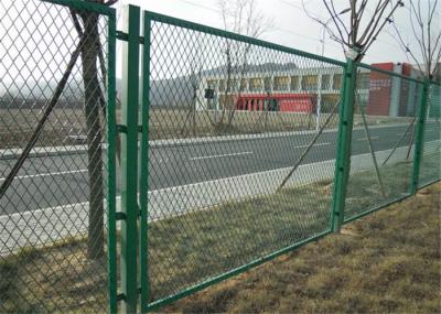 Pvc coated reinforced concrete 2*2 welded wire mesh fence for bird rabbit dog