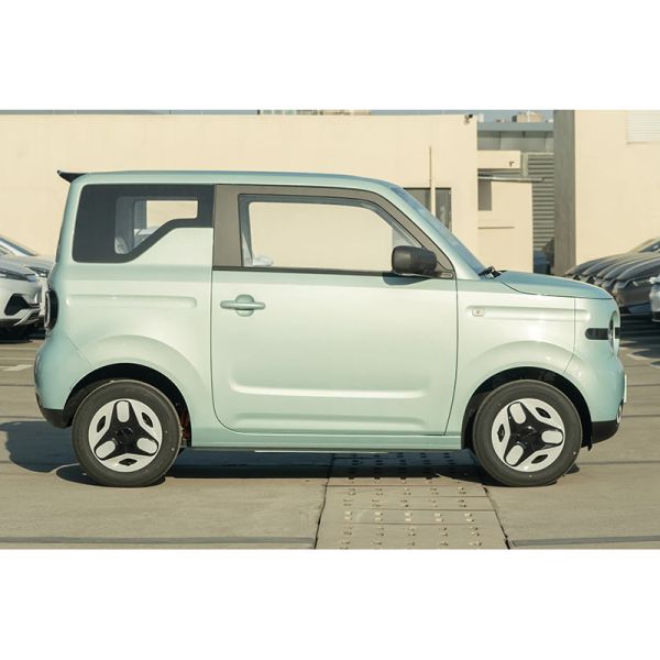 2025 Geely Panda Mini EV 210KM Cute Electric Mini Car Fast Charging 4 Seats Electric Vehicle