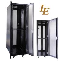 SPCC Material de aço laminado a frio 45U 800mm Profundidade gabinete de rede com porta aberta dupla