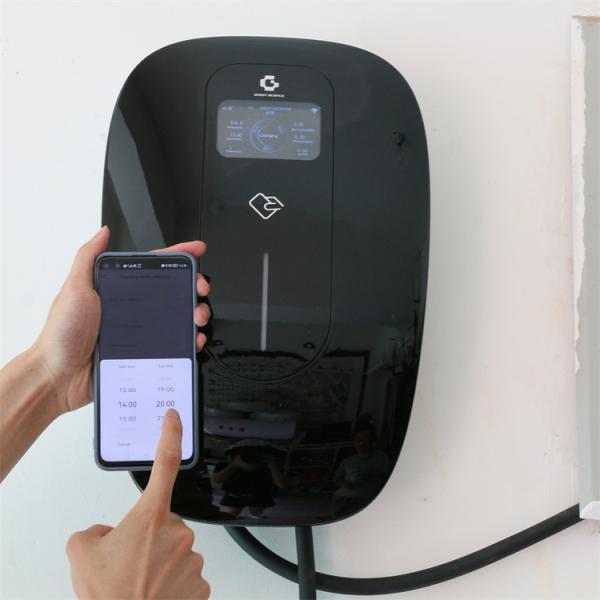 60Hz Portable 220V EV Charger , LCD Screen Fast Charging EV Station