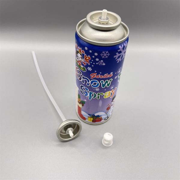 Valve de pulvérisation de neige assurant une sortie de mousse homogène et sans grumeaux