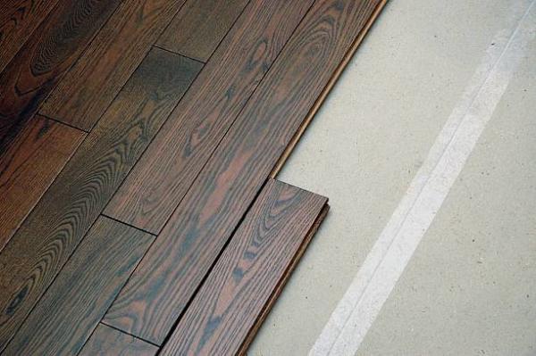 8mm 10mm 12mm AC4 HDF Embossed Surface Laminate Wood Floor with and German Technology
