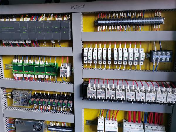 cabeças inteiramente elétricas da extrusão 8 da garrafa da bebida da máquina de molde do sopro 20l