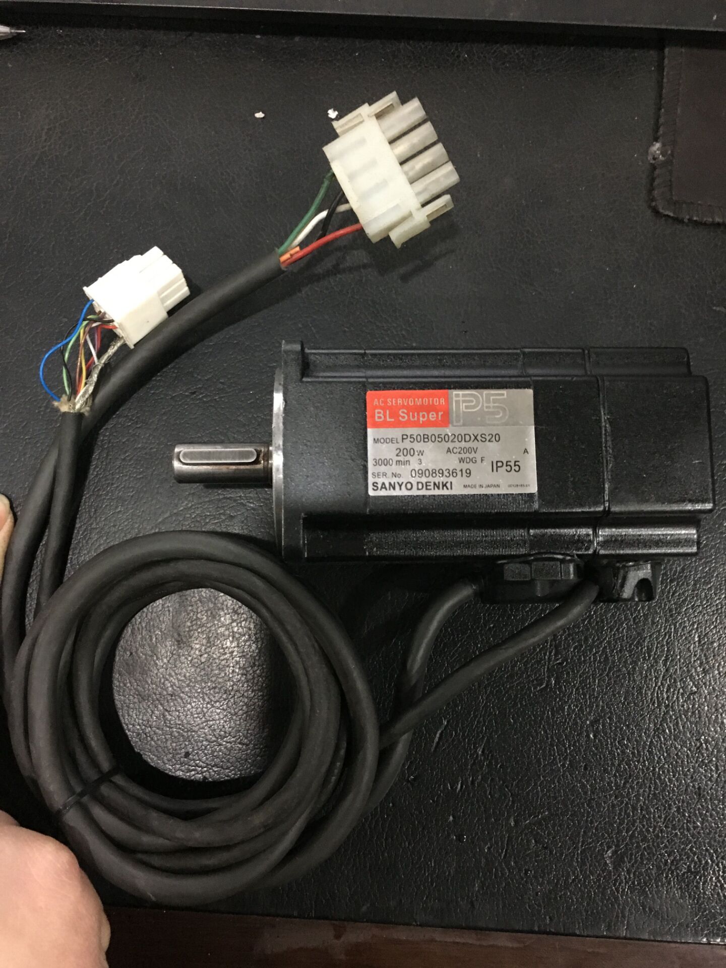 300$ за SANYO DENKI MOTOR P50B05020DXS20/DXS00M Новый