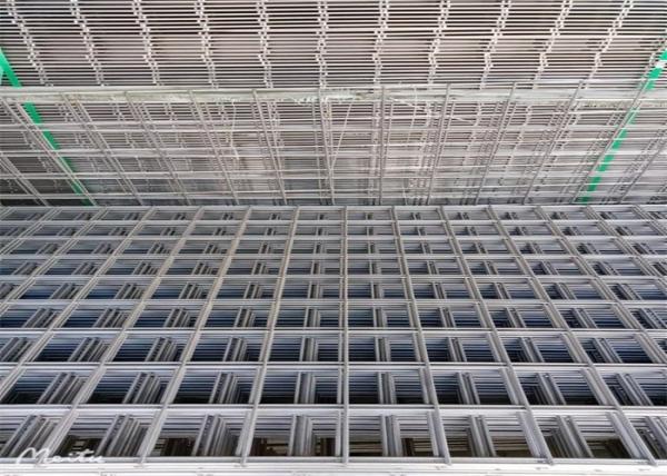 302 acier inoxydable Mesh Panel soudé par 2.5mm 50x50mm