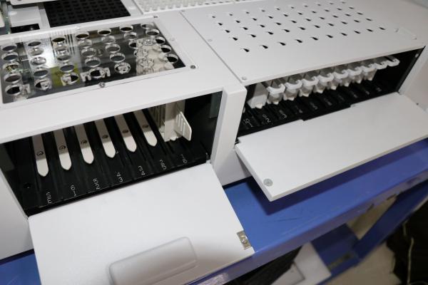 In Vitro Diagnostic Chemiluminescence Immunoassay Analyzer CIA600Plus 60T/H In IVD For Hospital And Laboratory