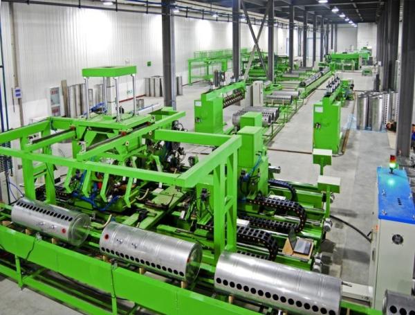 220V 380V chauffe-eau solaire automatique réservoir de soudage ligne de production Le tour est contrôlé