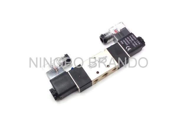 o ISO pneumático de alumínio do CE da válvula do cilindro de 4V220-08 0.8MPa Certificate
