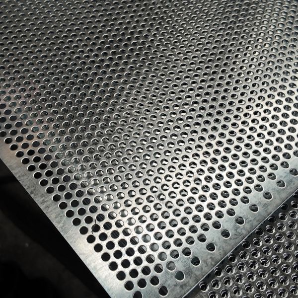 1000*2000mm Aluminum Perforated Sheet For Building Curtain Wall Decoration