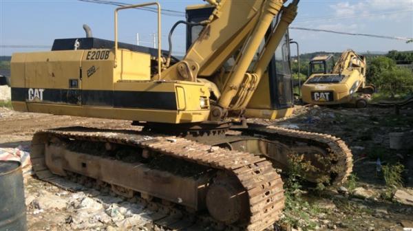 E200B USED CAT Excavator For Sale Original japan used caterpillar e200b sale