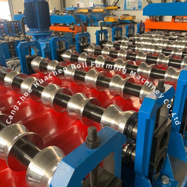 CE Standard Glazed Tile Roll Forming Machine with 12 Stations and Chain Drive for Steel Roofing Sheets