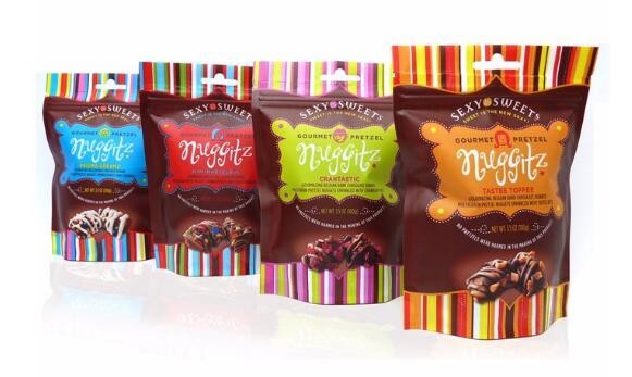 Custom Logo Design Mini Plastic Stand Up k Sweet Candy / Chocolate Food Packaging Bags With Hang Hole