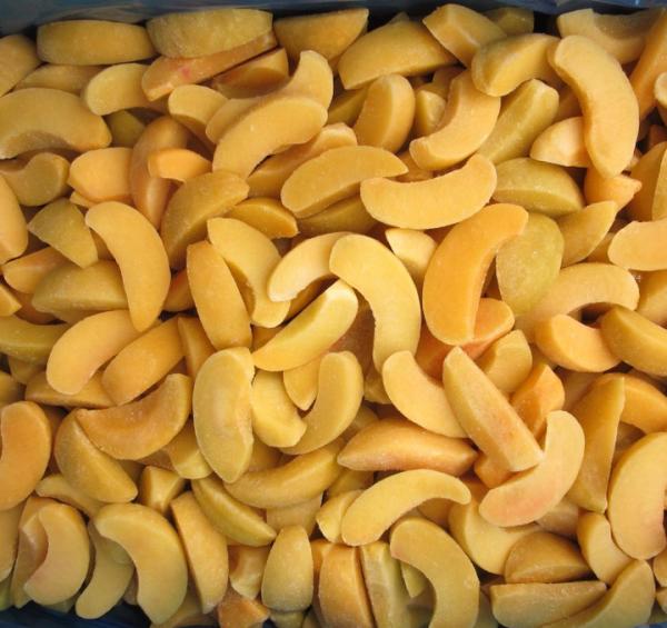 Sinocharm BRC-A 4-Star Product 1/2 Halve Cut IQF Peaches Half Wholesale Price 10kg Bulk Frozen Yellow Peach for Juice Drink