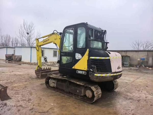Used Hyundai 60-7 Mini Excavator Reliable Affordable Construction Machinery