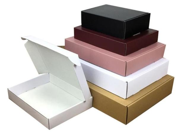 128g Thickness 2.5mm Custom Delivery Box , 2000GSM Apparel Shipping Boxes T Shirt