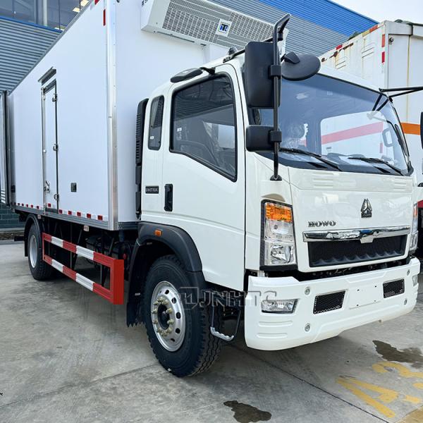 Новый Lihgt холодильный грузовик Sinotruck 4X2 5 тонн для охлаждения продуктов питания доставка низкая цена