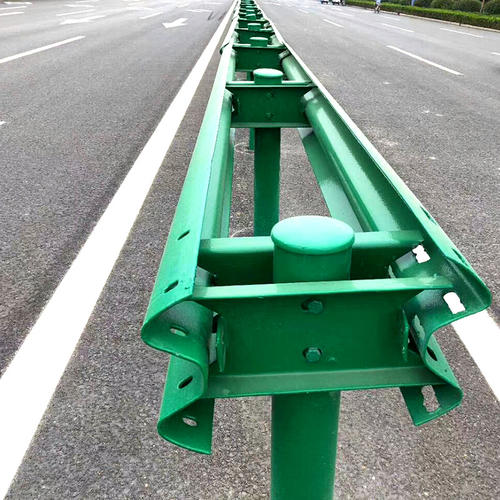 Внешняя безопасность W-beam Thermal Spray Highway Guardrail Bracket с W-beam дизайном