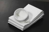 Longueur adaptée aux besoins du client par membrane des sachets filtre PTFE de feutre d'aiguille de polyester de rendement élevé