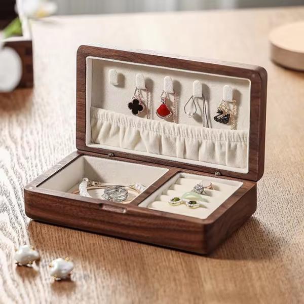 Durable wood jewelry storage box Ring Jewelry Packaging box Custom logo Walnut jewelry box