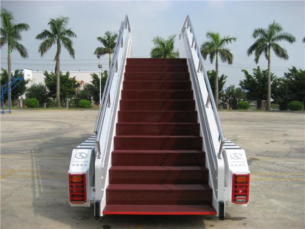 4 Hydraulic Stabilizers A380 Passenger Boarding Stairs