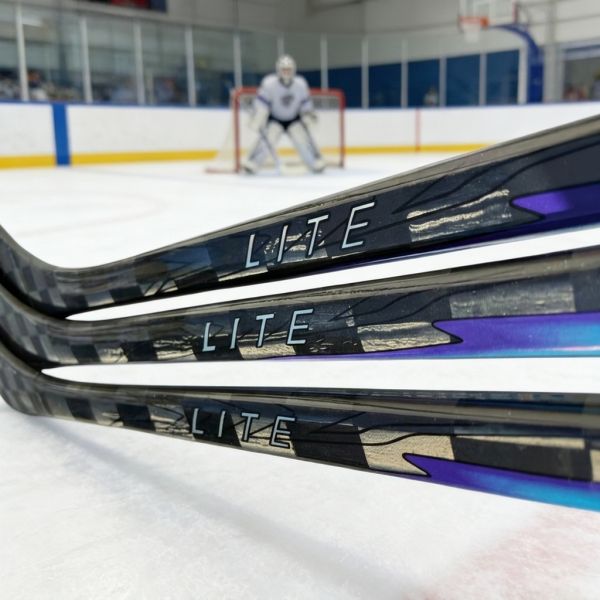 Carbon Fiber Ice Hockey Stick with Low Kick Point for Competition Standards