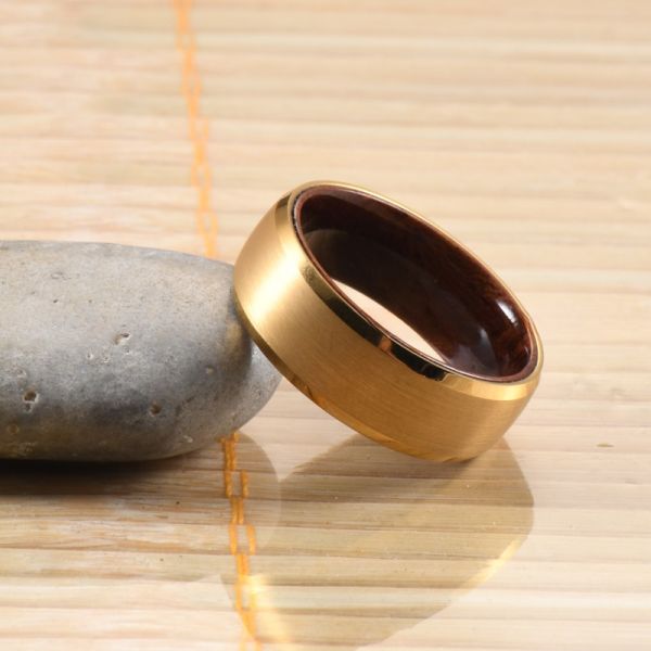 TRENDY Style 8mm 18K Gold Plating Tungsten Carbide Ring Wood Wedding Band with Rosewood Inner Beveled Edge Comfort Fit