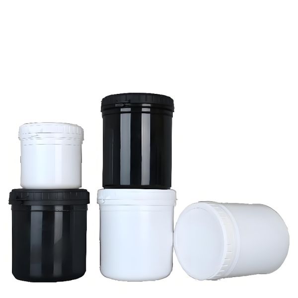 Moisture-Resistant Plastic Jar with One Piece Bottom and Recyclable PET Material for Secure Storage