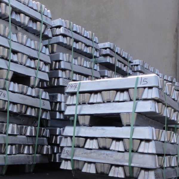 Premium Quality 99.9% Aluminium Ingot Grade 6000 Series International Standard Silvery White Bulk Supply in Stock