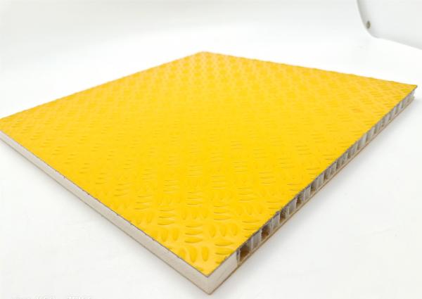 Antislip Fiberglass Sandwich Panel for PP Honeycomb Deck Antiskid Panel