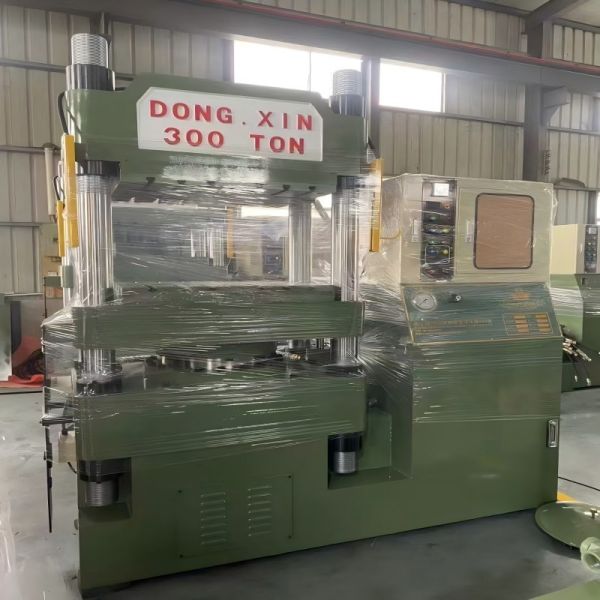 Used Hydraulic Press Machine 400ton for Melamine Tableware Production