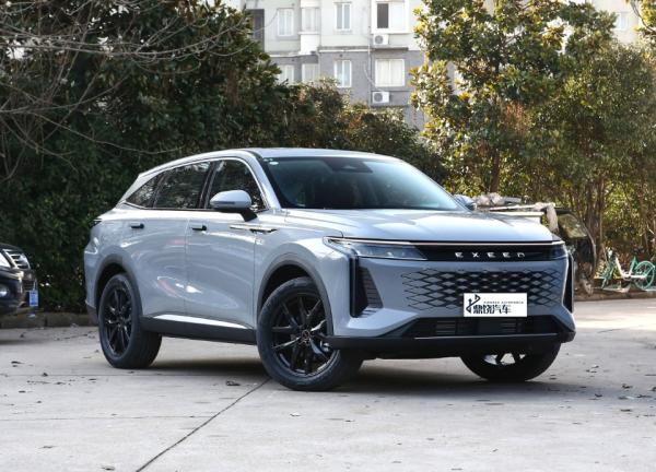 2024 ODM Em boas condições Inteligente Chery Exeed Stellar 2.0L Gasolina Petróleo Carro de combustível