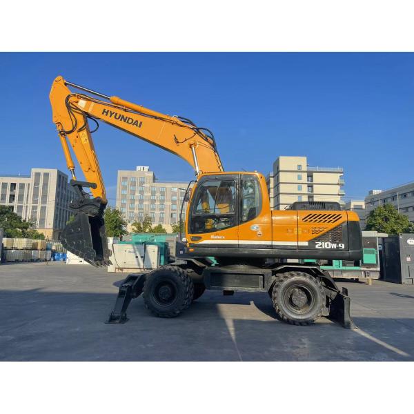 Использованные колесные экскаваторы Hyundai R210W-9 с емкостью в 1,34 м3