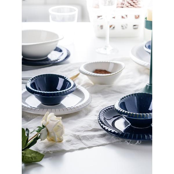 Conjuntos de cena de porcelana azul de horno sostenible 2023 para la experiencia de comer en restaurantes