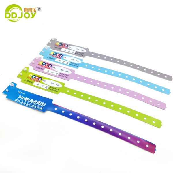 Shanghai PVC Material Vinyl Wristbands For Events Wide Shape and Free Design Included