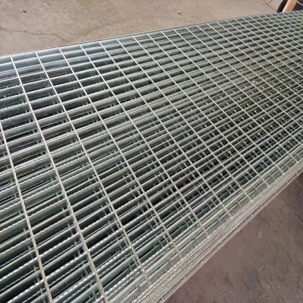 Prova de aço industrial da oxidação da raspagem da passagem dos trabalhadores