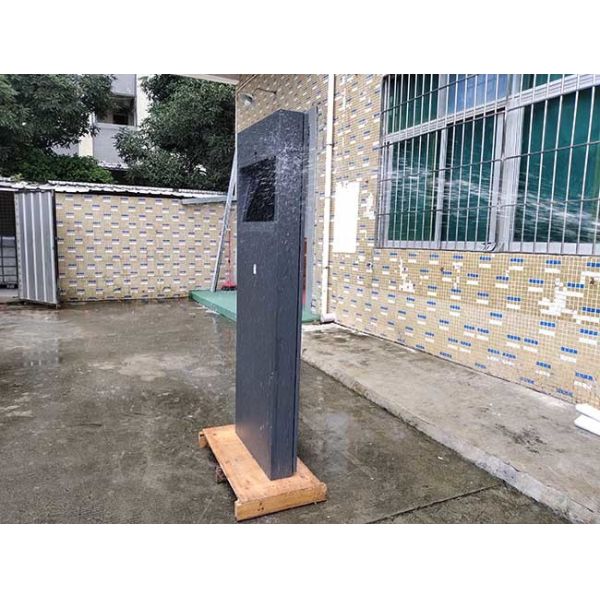 Built-in QR code scanner, landscape-style outdoor advertising machine with 21.5-inch Lcd Screen