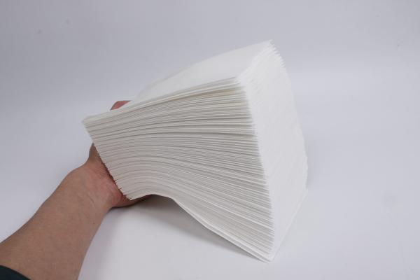 KILINE PET Wood Pulp Folded Lab Wipes Mesh Embossed White Cleaning Tissue Disposable Low Lint for Industrial Cleaning