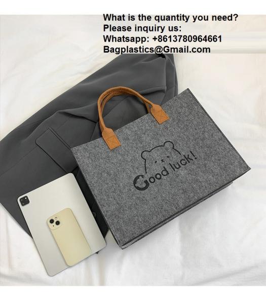 Factory Supply New Style Fashion Hand Bags Shopping Handbag Felt Customized Multi-Pocket Handbag Felt Tote Bag Eco-Friendly Cotton Felt Handle Beautiful Striped