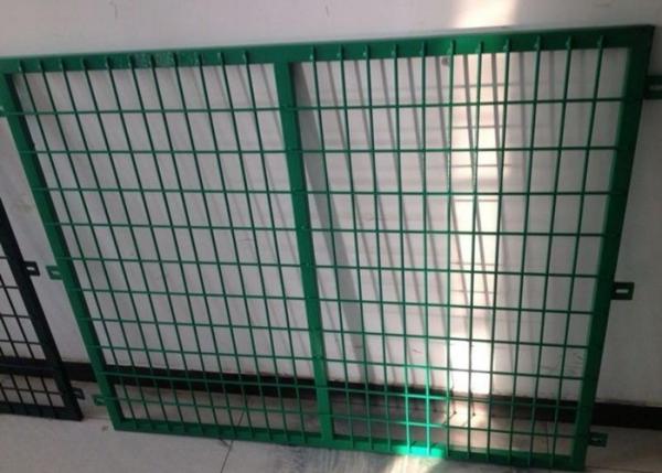 Durable Powder Coated Steel Wire Fencing Panels With Frame Finishing