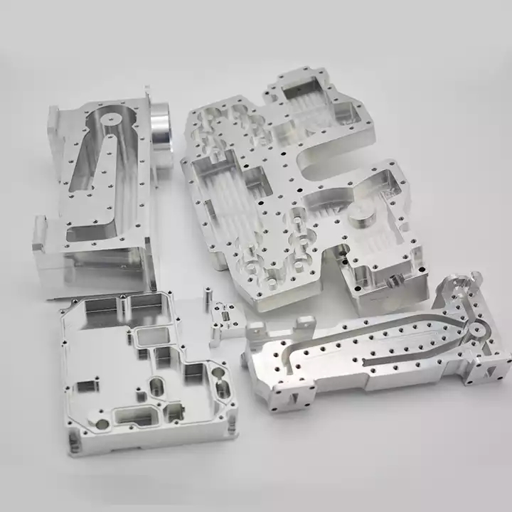 Изготовленный на заказ алюминиевый Cnc штранг-прессования плиты обрабатывает подвергая механической обработке ось на токарном станке оси 5 оси 4 частей 3