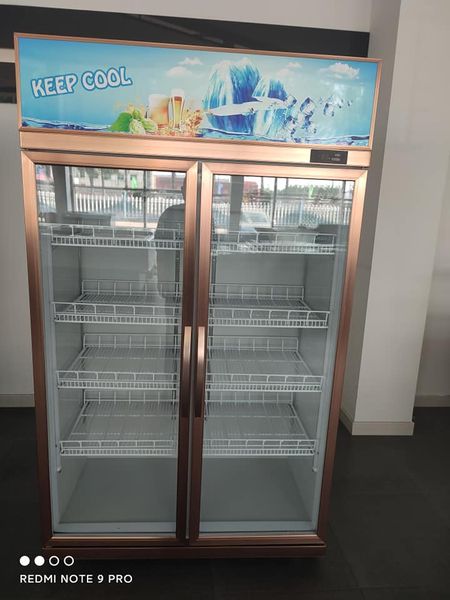 Air Cooling Upright Glass Door Chiller Double Door 1260L