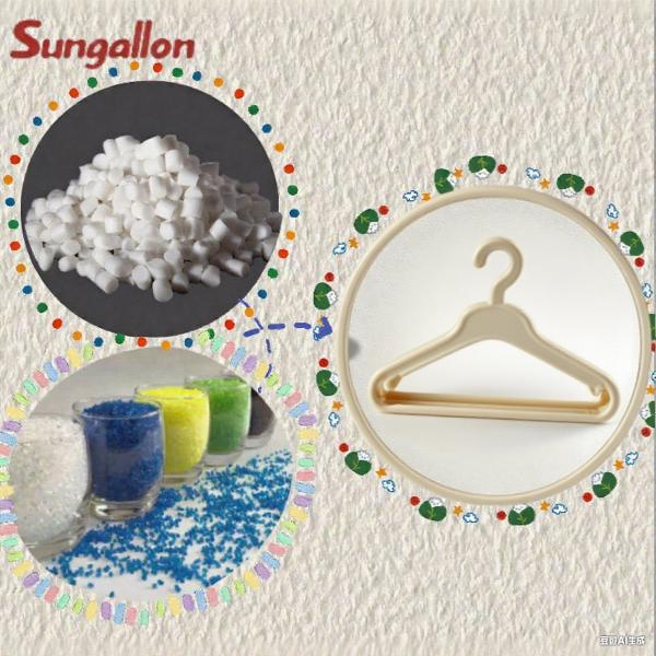 Apoyo técnico de fábrica TPE Particulas de recubrimiento de colgantes Procesamiento fácil y color personalizado para la aplicación de moldeo por inyección