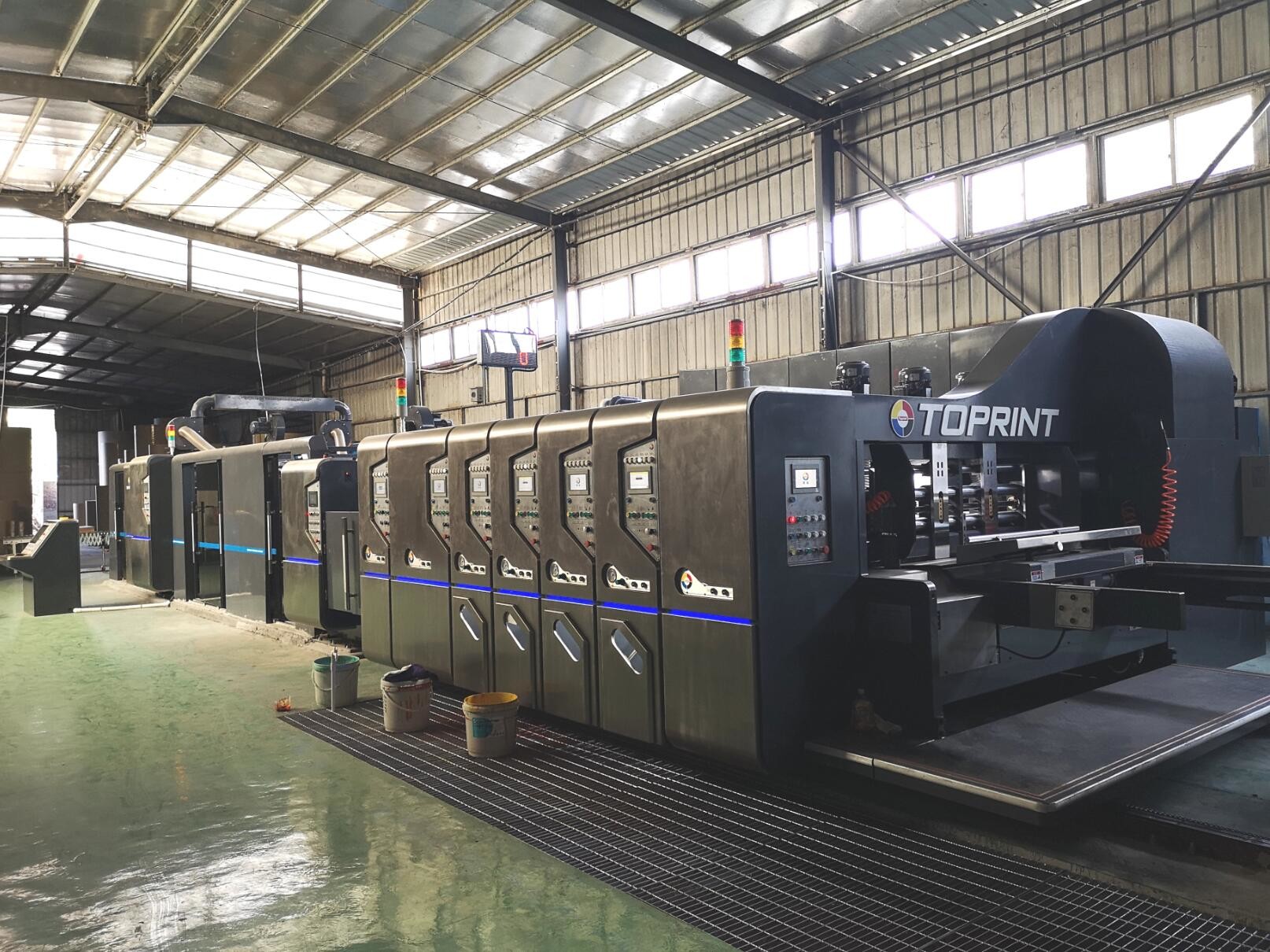 Коробка коробки Gluer папки servocontrol CE высокоскоростная рифленая делая машину