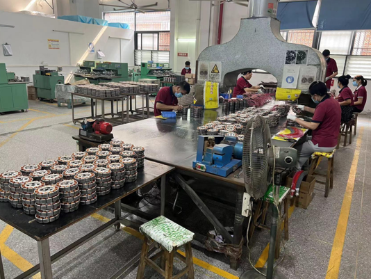 Foshan Luxury Wind Appliance Sales Co., Ltd