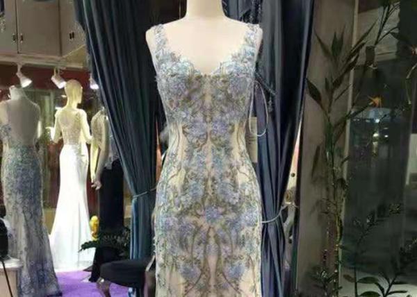 Sleeveless Mermaid Style Prom Dress / Special Lace V Neck Ball Gown Backless