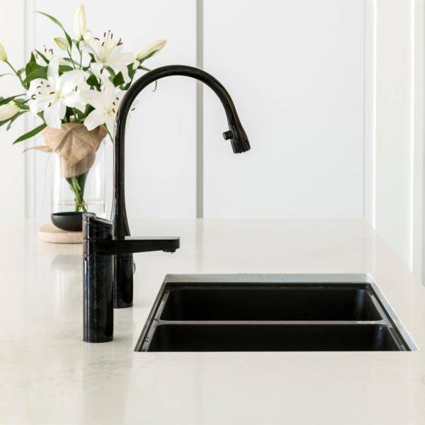 Matte White Plain Matte Beige Wood Shaker Kitchen Cabinets