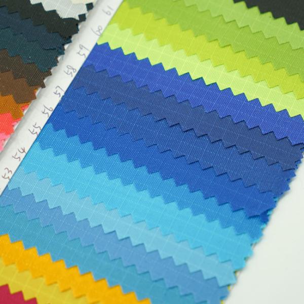 210D Oxford Polyester Thickness 0.55mm Durable Waterproof Fabric