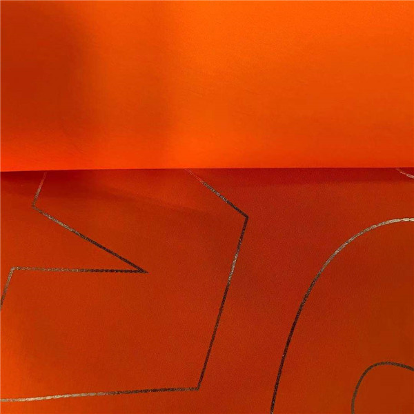 Естественное Breathable 100% полиэстер ткани 75D 75D 120gsm 150cm серебряной фольги